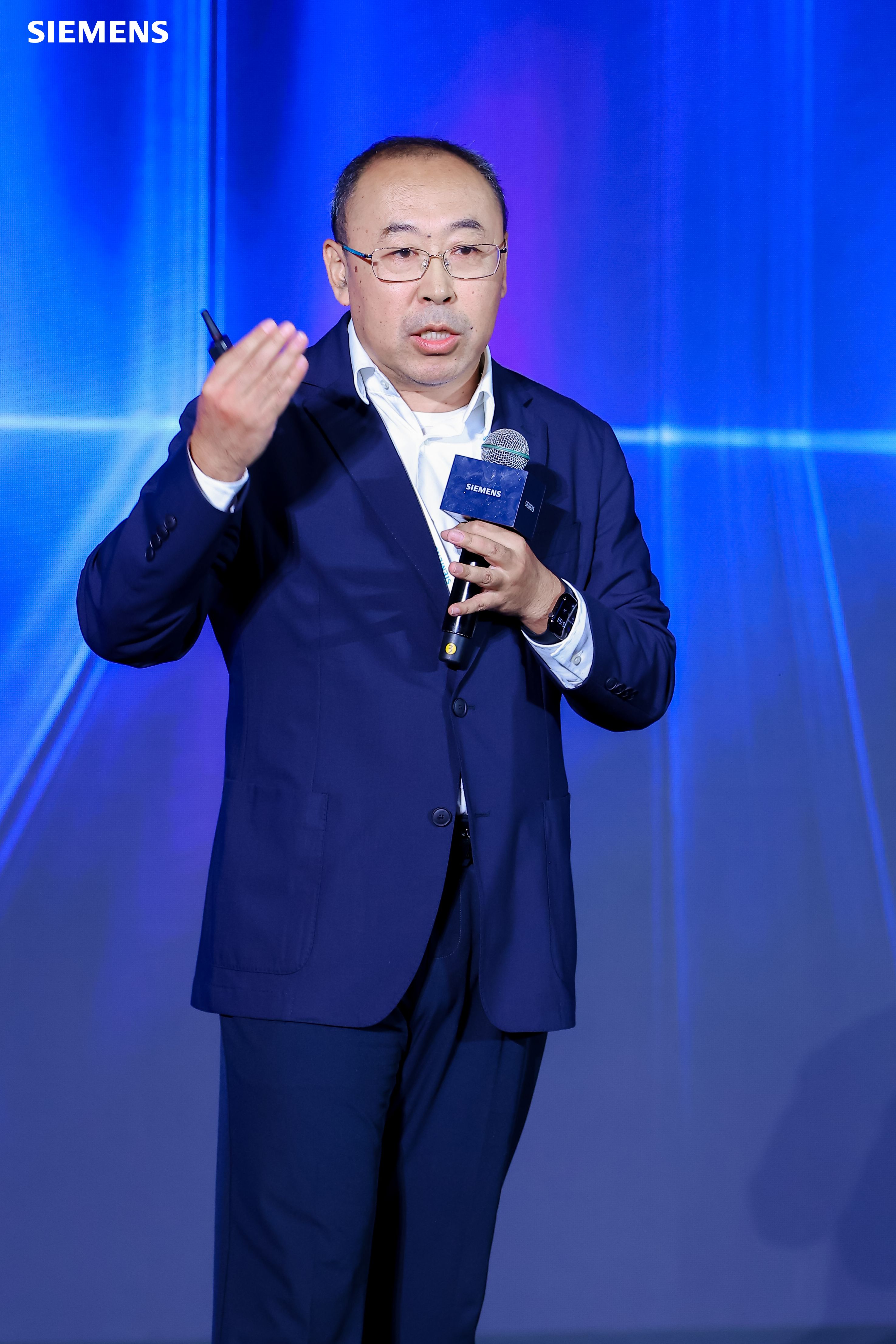 CS 王涛2_副本.jpg CS 王涛2_副本.jpg